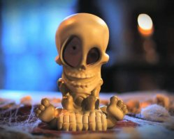 Интерактивная игрушка Джонни Череп: домашний тир с двумя бластерами